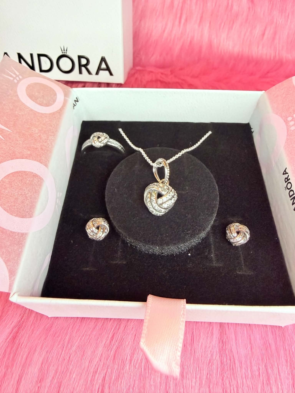 Pandora Set
